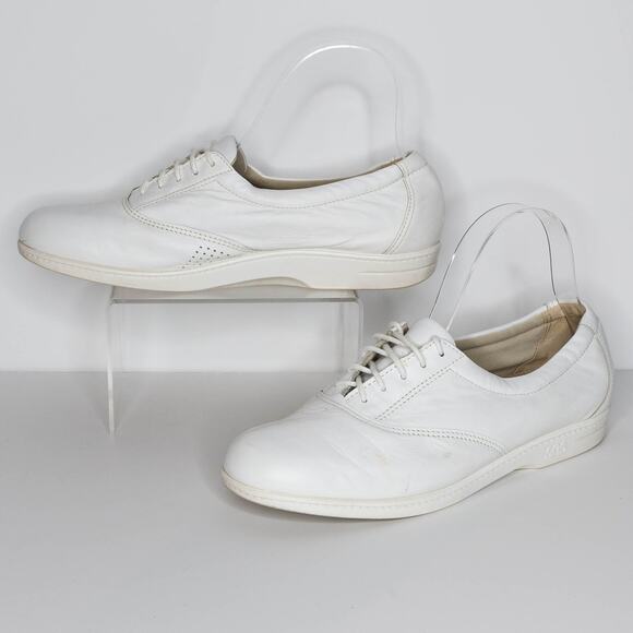 SAS Women's Comfort Sneakers Shoes White Lace Up White Size 8.5 N Narrow | AF - Picture 2 of 6